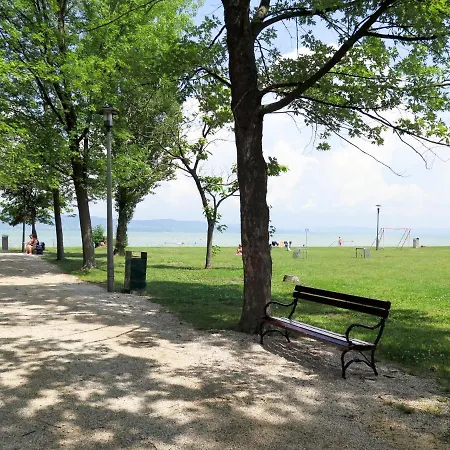 Bercsenyi By Interhome