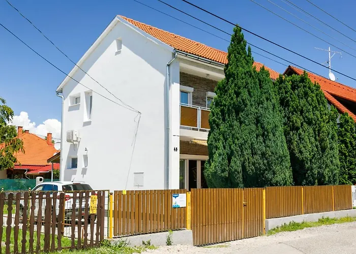 Bercsenyi By Interhome Casa de Férias *