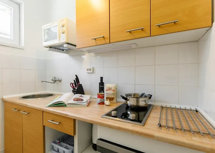 Bercsenyi By Interhome * Balatonboglár