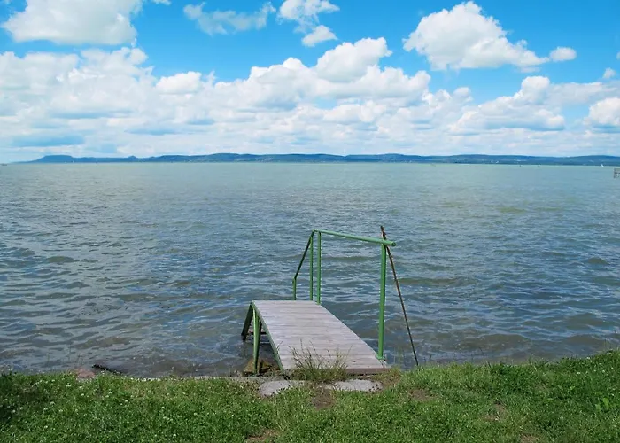 Bercsenyi By Interhome בית נופש Balatonboglár