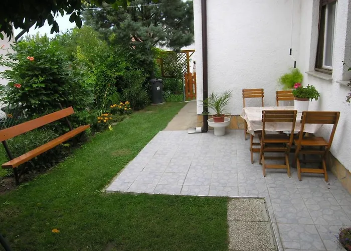 Bercsenyi By Interhome Casa de Férias